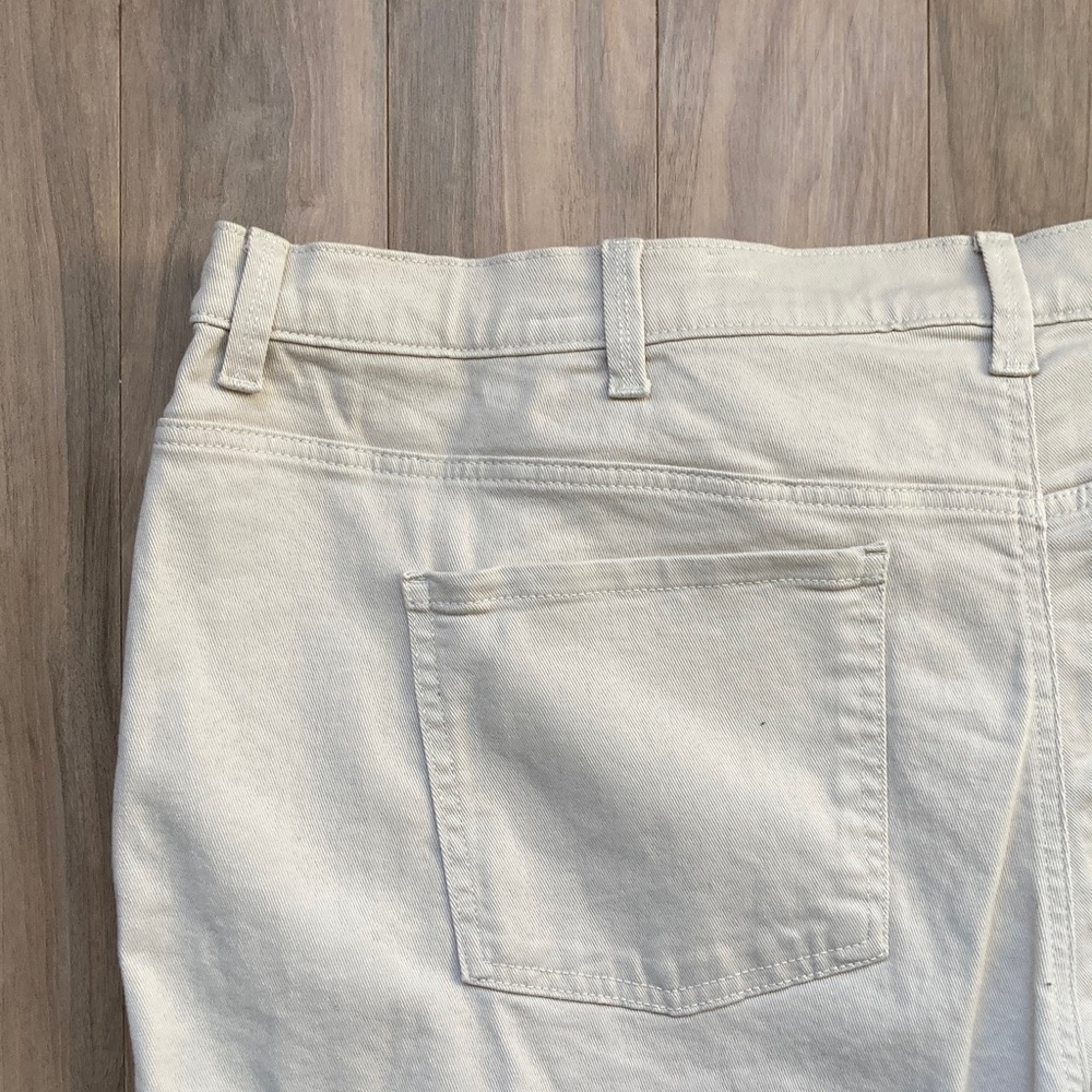 Gloria Vanderbilt Amanda Bermuda Short flawless stretch classic rise 24W - Picture 14 of 15